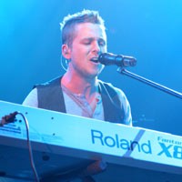 One Republic Buat Jakarta Tercengang