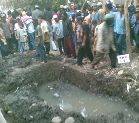 Aroma Mistik di Rumah Ryan