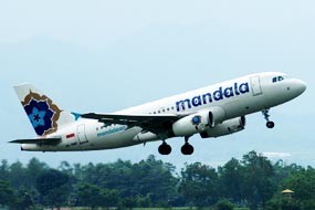 Penumpang Mandala Ngamuk, Polisi Dikerahkan ke Bandara Cengkareng