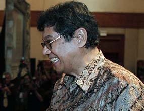 Kelar Bersaksi di Pengadilan, Aulia Pohan Sakit Flu