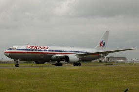 American Airlines Mendarat Darurat di Los Angeles