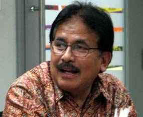 Bertemu Jaksa Agung, Menneg BUMN Tak Sentil Korupsi PT Pos