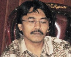 Adhyaksa: Buat Apa Capres Muda Jika Hanya Bisa Foya-Foya?