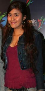 Nuri Shaden: Supir Ambulans Mengada-ngada