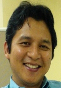 Motor Tabrak Mobil di Serpong Plaza