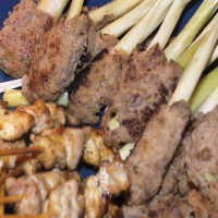 Manisnya Sate Lembut