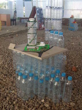 Unjuk Karya di Kolong Jembatan 