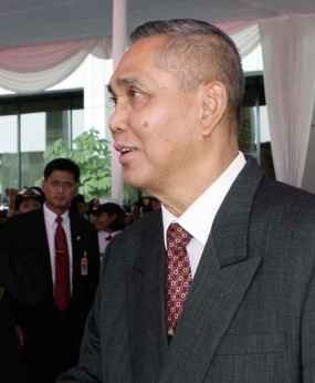 Try: Kita Tidak Perlu Takut Terhadap Surat Itu