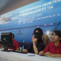 Listing Saham Bayan Resources Dibayangi Sengketa Lahan