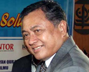 Menag: Honor Tinggi, Petugas Haji Haram Cari Tambahan