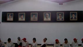 Pendopo Jember Tanpa Foto Bupati Jember Pertama