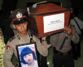 Jasad Korban Ryan Dibawa Pulang ke Kampung Halaman