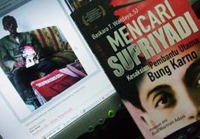 Buku Andaryoko dan Baskara Laris Manis