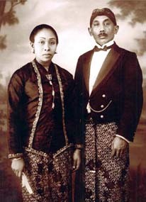 Keluarga Notohadinegoro: Jangan Lupakan Sejarah