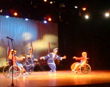 Menikmati Tarian Para Difabel di GKJ