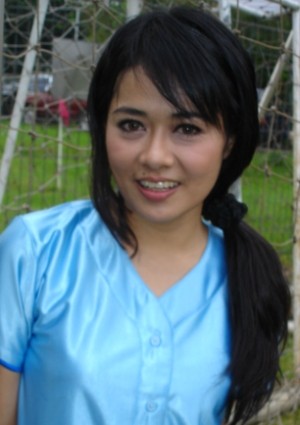 Mahasiswa Menolak Kedatangan Melly Zamri ke Pekanbaru