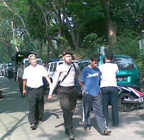 Sekeluarga Pengedar Shabu-Shabu Ditangkap di Menteng