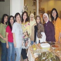 Diskusi Resep, Mencicip, Menjarah Plus Ngeborong