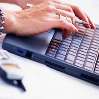 HUT RI ke 63 dan Kemerdekaan Berinternet