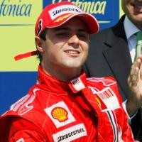 Massa Menang, Kimi Malang