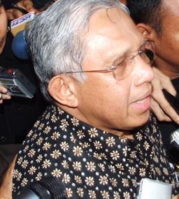 Paskah Pernah Dipanggil Anwar untuk Selesaikan Kasus BI