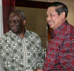 Utusan PBB untuk Myanmar Ibrahim Gambari Bertemu SBY