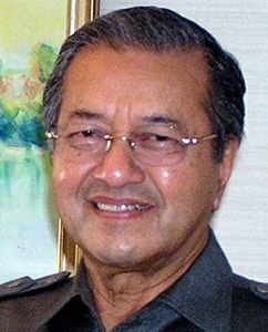 Mahathir Komentari Anwar