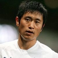 Pavlyuchenko Disambut, Lee Dilepas