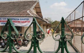 Kepsek Cabuli 20 Siswa SMA 2 Banguntapan Bantul
