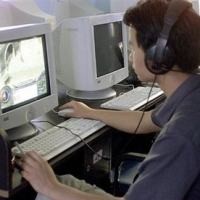 Jutaan Remaja Kecanduan Game Tidak Sehat