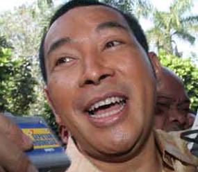 Uang Tommy di Guernsey Dibekukan Hingga 23 Mei 2009