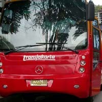 Sopir TransJ Koridor II dan III Mogok, Armada Bantuan Dikerahkan
