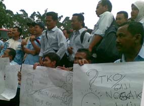 Foke Minta Nanti Sore Semua Bus TransJ Beroperasi