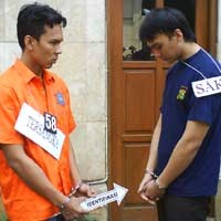 Novel Saksikan Ryan Bakar Sprei Berlumur Darah Heri Santoso