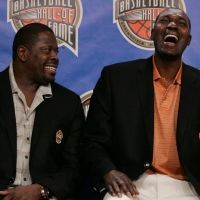 Olajuwon, Ewing, Riley Raih Hall of Fame