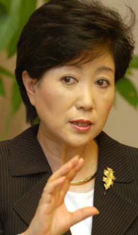 Koike Mulai Berjuang Jadi PM Jepang Wanita Pertama