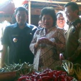 Mendag Sidak Pasar di Bandung