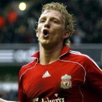 Pikirkan Hamburg, Kuyt Masih Ingin di Liverpool