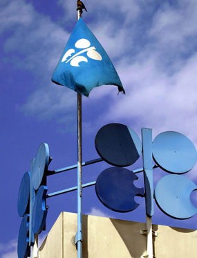OPEC Sepakat Potong Produksi 520.000 Bph