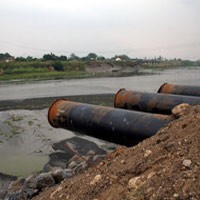 Warga Jabon Demo Tolak Lumpur Dibuang di Kali Porong
