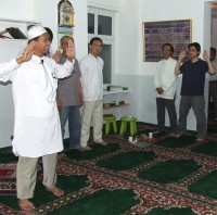 Belajar Shalat Khusyuk di Berlin