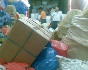 Paket Pos Naik 10 Persen