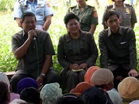 SBY Tebar Janji ke Petani Nganjuk