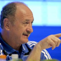 Scolari Berharap Pemain Tak Cedera