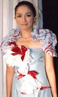 Ussy Sulistyawati Ajari Anak Berdoa di Bulan Ramadan