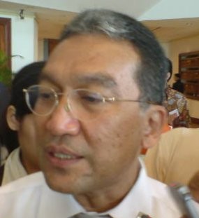 Bapepam Pelajari Keputusan MA