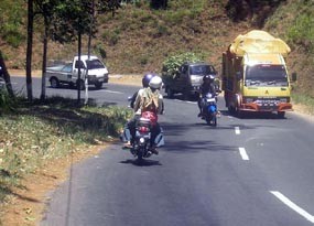 Rawan Lonsor dan Kecelakaan, Waspadai Mudik Lewat Batu