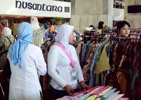 Sambut Lebaran, DPR Gelar Bazar
