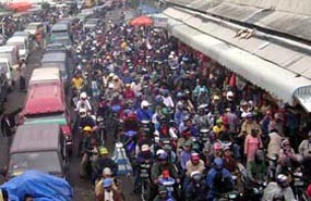 Pemudik Bermotor Dilarang Bonceng Anak