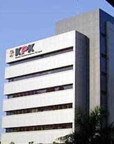 Anggota KPPU M Iqbal dan Presdir First Media Billy Sindoro